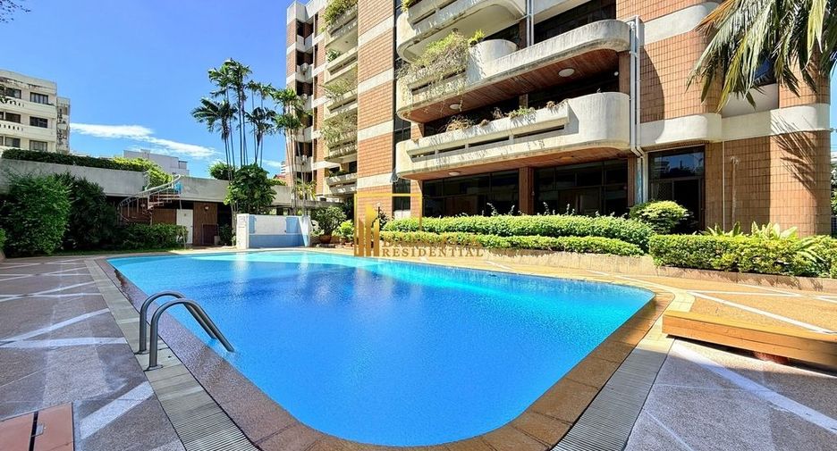 For rent 4 ベッドルーム apartment in Watthana, Bangkok