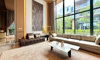 For rent 6 bedrooms house in Watthana, Bangkok