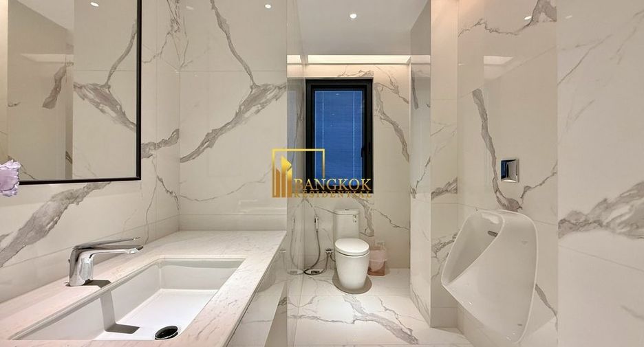 For rent 6 bedrooms house in Watthana, Bangkok