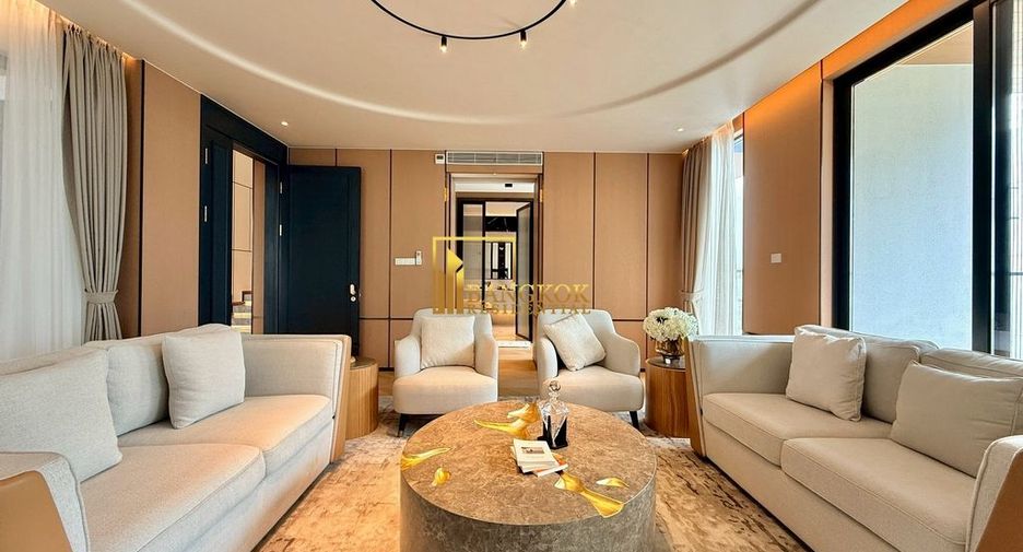 For rent 6 bedrooms house in Watthana, Bangkok