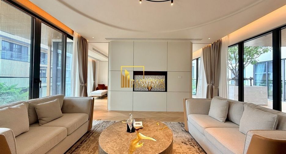 For rent 6 bedrooms house in Watthana, Bangkok