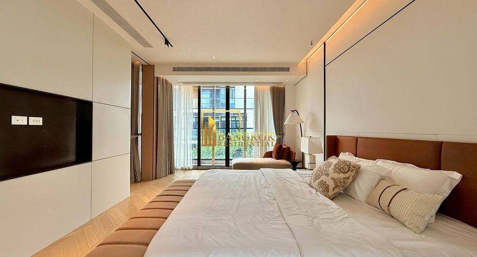 For rent 6 bedrooms house in Watthana, Bangkok