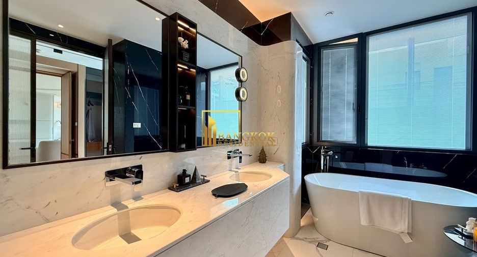 For rent 6 bedrooms house in Watthana, Bangkok