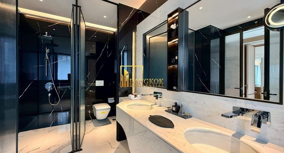For rent 6 bedrooms house in Watthana, Bangkok