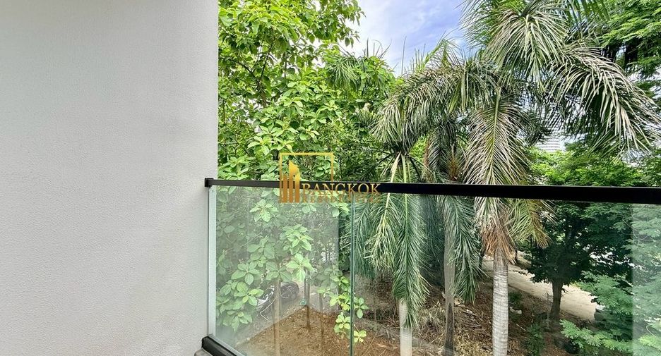 For rent 6 bedrooms house in Watthana, Bangkok