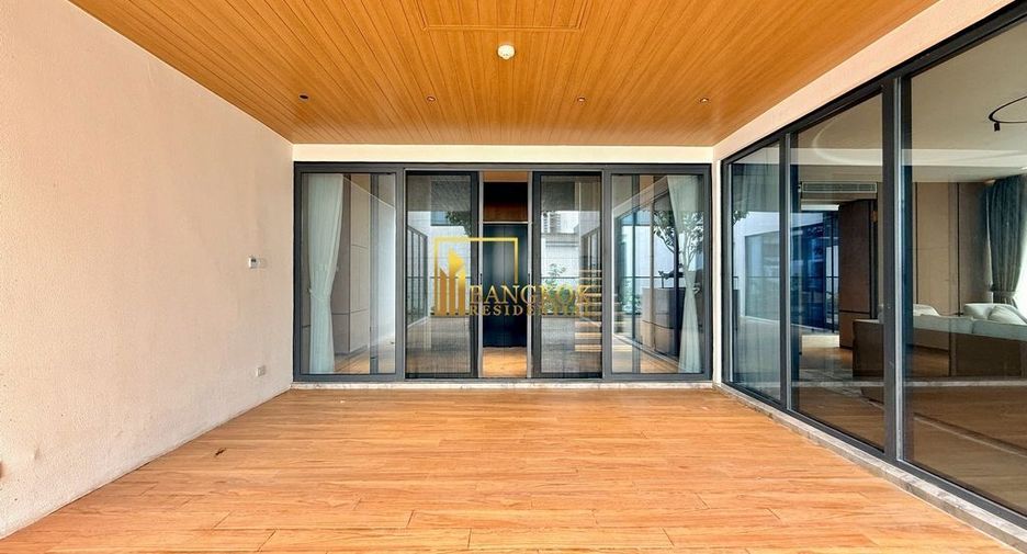 For rent 6 bedrooms house in Watthana, Bangkok