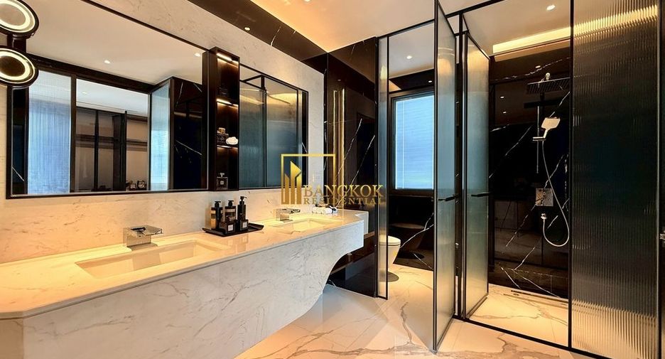 For rent 6 bedrooms house in Watthana, Bangkok