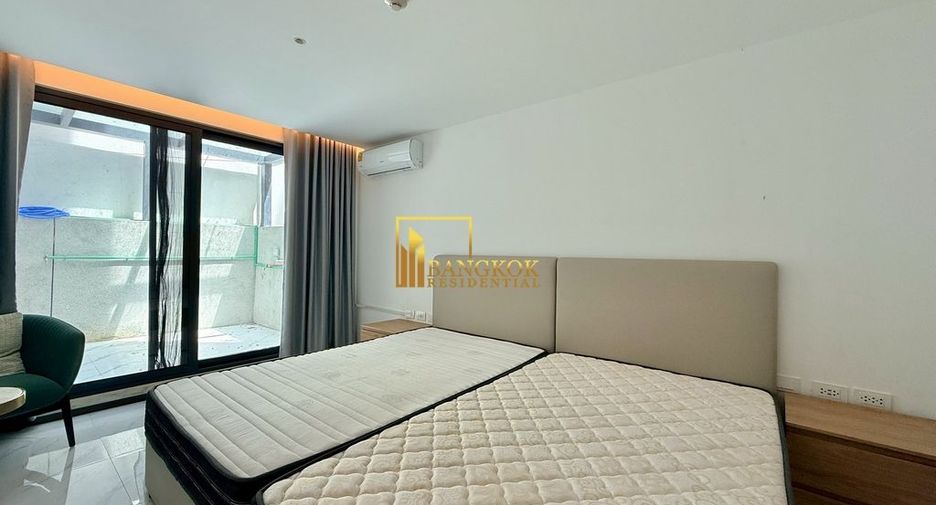 For rent 6 bedrooms house in Watthana, Bangkok