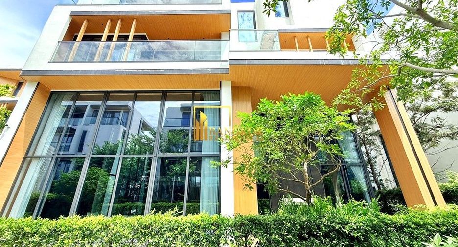 For rent 6 bedrooms house in Watthana, Bangkok