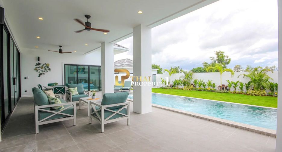 For sale 3 ベッドルーム villa in Hua Hin, Prachuap Khiri Khan