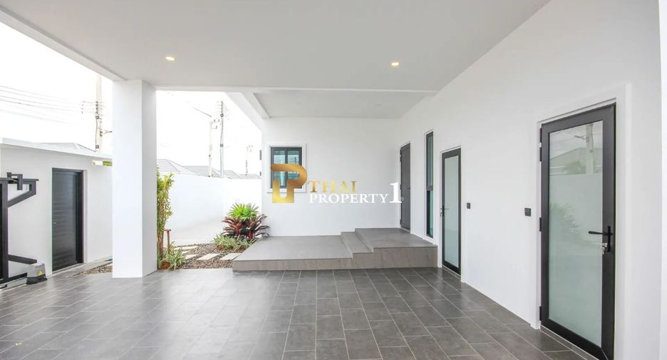 For sale 3 ベッドルーム villa in Hua Hin, Prachuap Khiri Khan