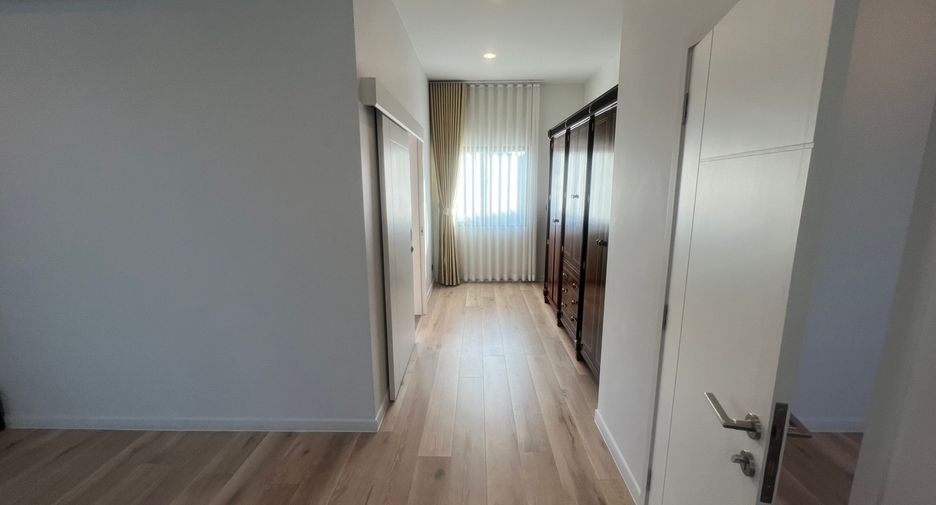 ขาย 4 ห้องนอน บ้านเดี่ยว ใน บางกะปิ, กรุงเทพฯ