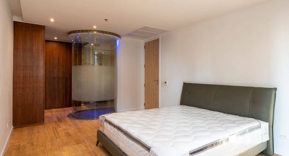 Condo en alquiler de 2 habitaciones en Sathon, Bangkok