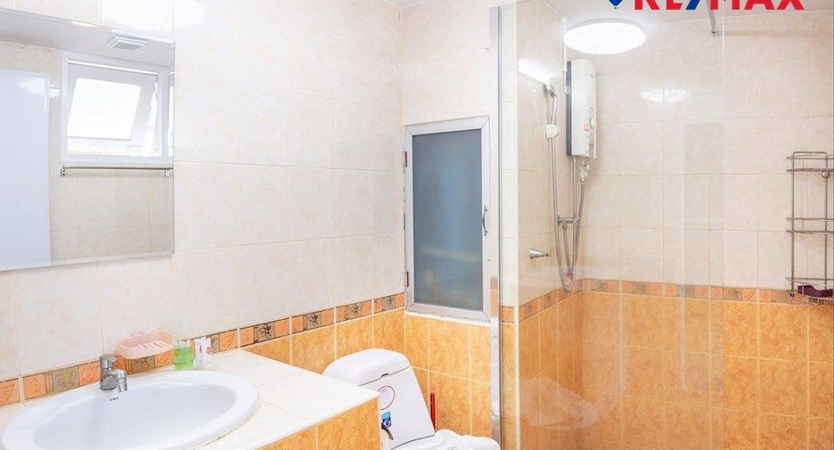 Condo en venta de 2 habitaciones en Bang Lamung, Chonburi