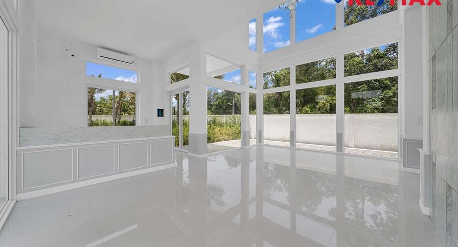 Casa en venta de 4 habitaciones en Huay Yai, Pattaya