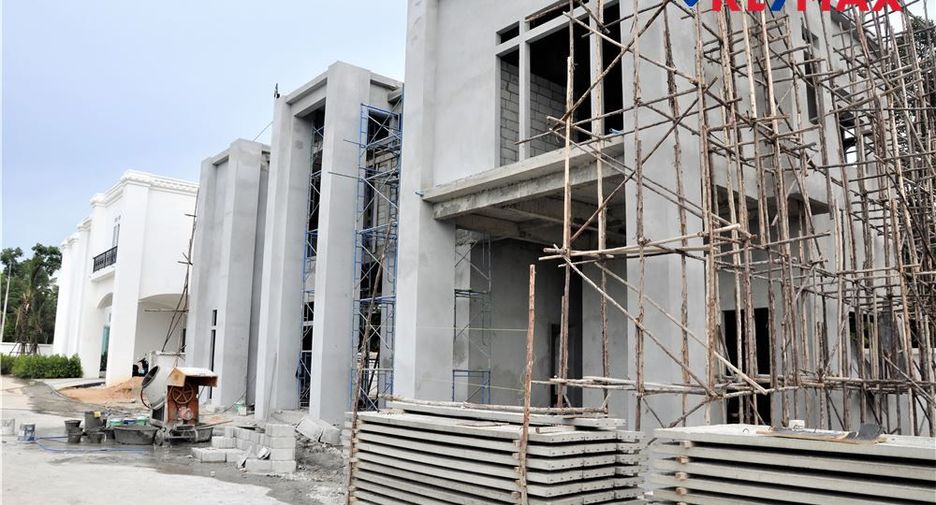 Casa en venta de 4 habitaciones en Huay Yai, Pattaya