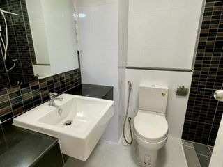 出售 1 卧室 公寓 在 Mueang Chon Buri, Chon Buri