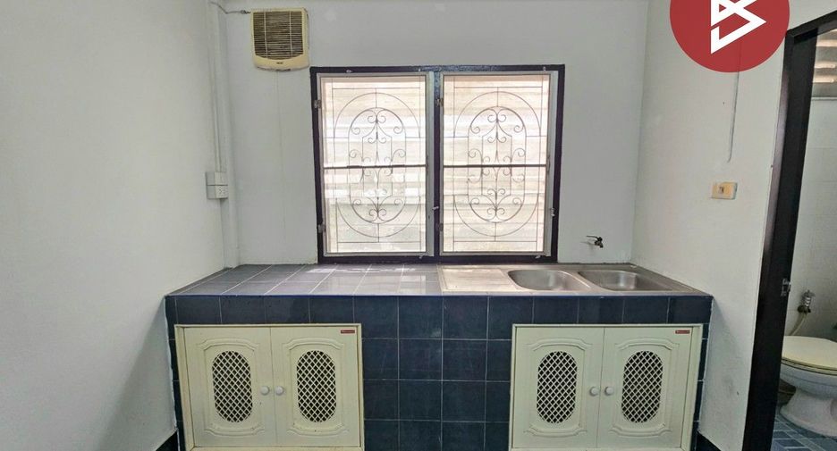 出售 2 卧室 联排别墅 在 Mueang Chon Buri, Chon Buri