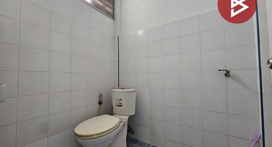 出售 2 卧室 联排别墅 在 Mueang Chon Buri, Chon Buri