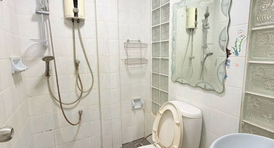 À vendre 3 chambres maison de ville à Mueang Nonthaburi, Nonthaburi