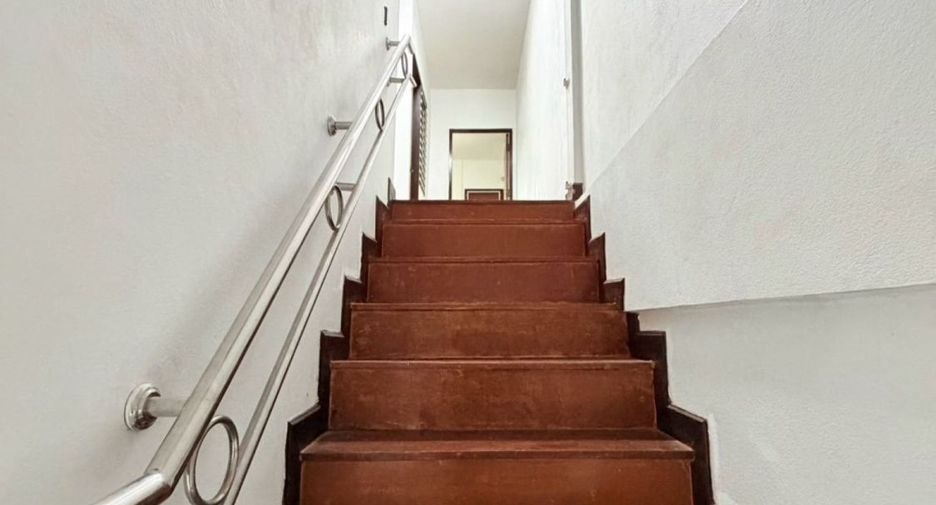 À vendre 3 chambres maison de ville à Mueang Nonthaburi, Nonthaburi