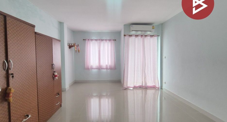 Casa adosada en venta de 2 habitaciones en Bang Sao Thong, Samut Prakan