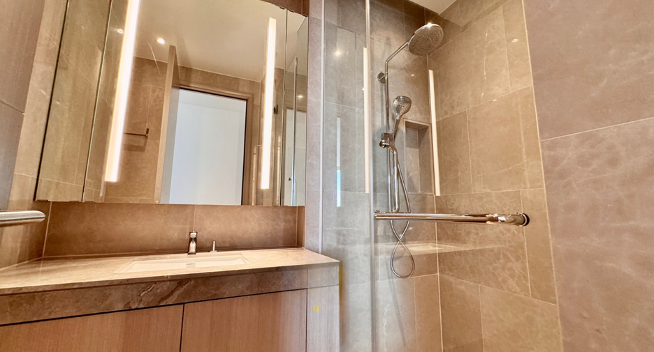Oficina en alquiler de 3 habitaciones en Khlong San, Bangkok