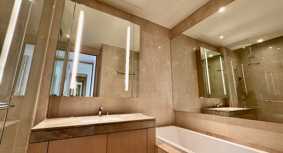 Oficina en alquiler de 3 habitaciones en Khlong San, Bangkok