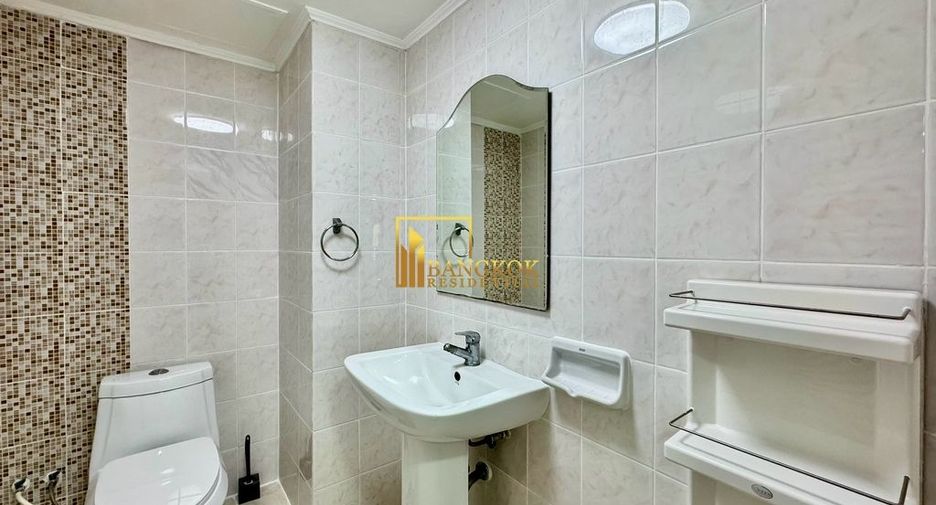 Apartamento en alquiler de 3 habitaciones en Watthana, Bangkok