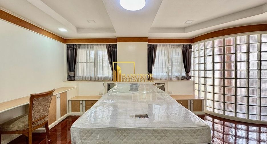 Apartamento en alquiler de 3 habitaciones en Watthana, Bangkok