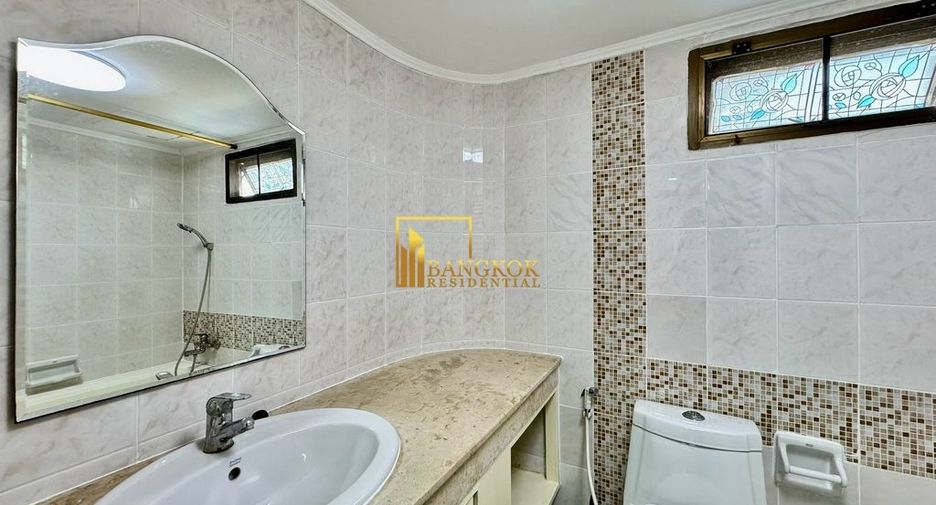 Apartamento en alquiler de 3 habitaciones en Watthana, Bangkok