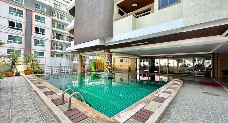 Apartamento en alquiler de 3 habitaciones en Watthana, Bangkok