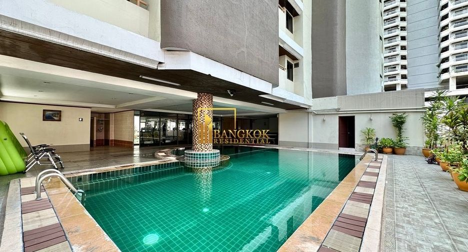 Apartamento en alquiler de 3 habitaciones en Watthana, Bangkok
