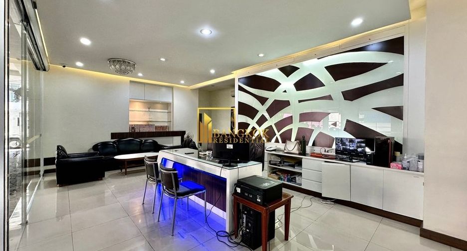 Apartamento en alquiler de 3 habitaciones en Watthana, Bangkok