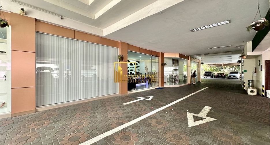 Apartamento en alquiler de 3 habitaciones en Watthana, Bangkok