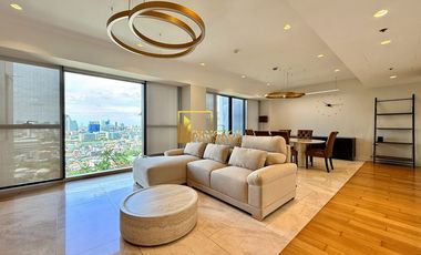 Condo en alquiler y en venta de 3 habitaciones en Sathon, Bangkok