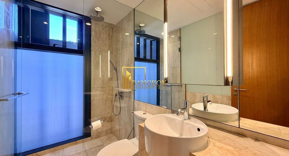 Condo en alquiler y en venta de 3 habitaciones en Sathon, Bangkok