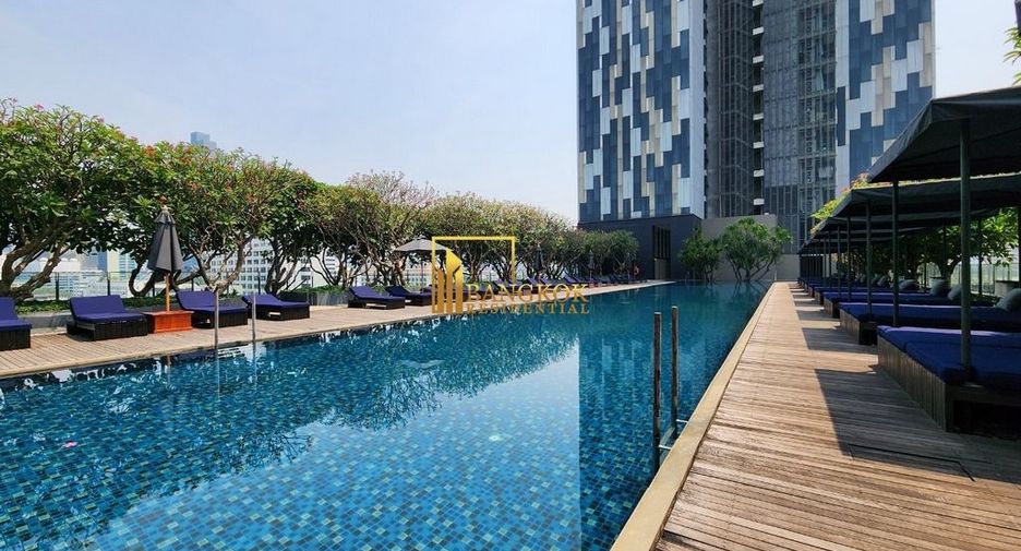 Condo en alquiler y en venta de 3 habitaciones en Sathon, Bangkok