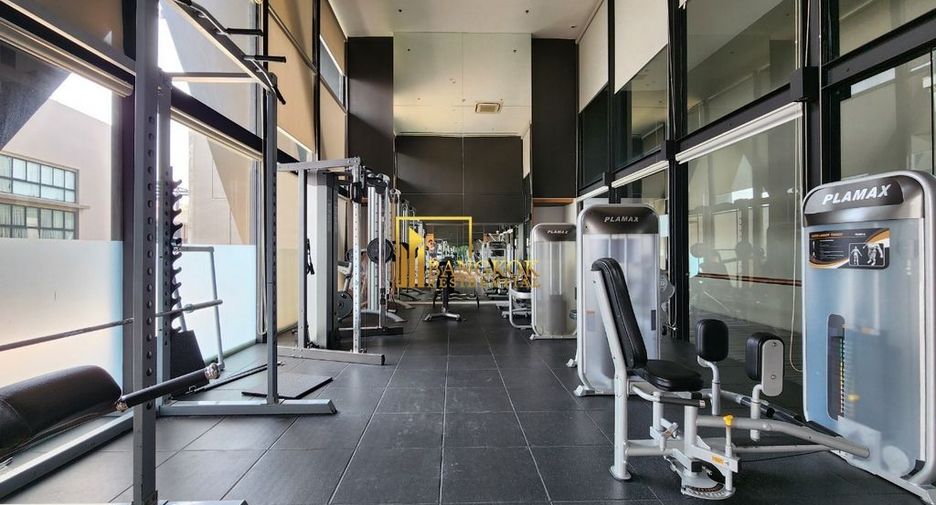 Condo en alquiler y en venta de 3 habitaciones en Sathon, Bangkok