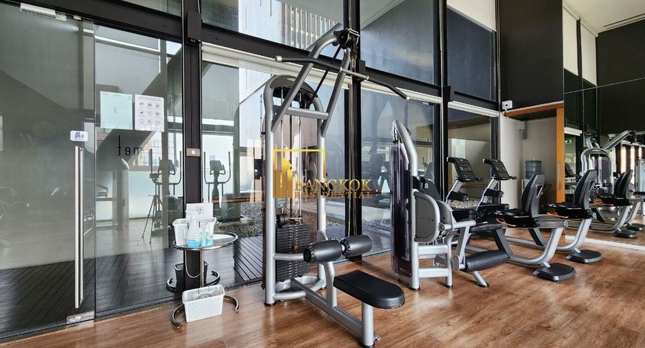 Condo en alquiler y en venta de 3 habitaciones en Sathon, Bangkok