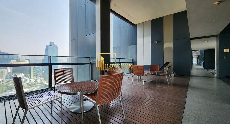 Condo en alquiler y en venta de 3 habitaciones en Sathon, Bangkok