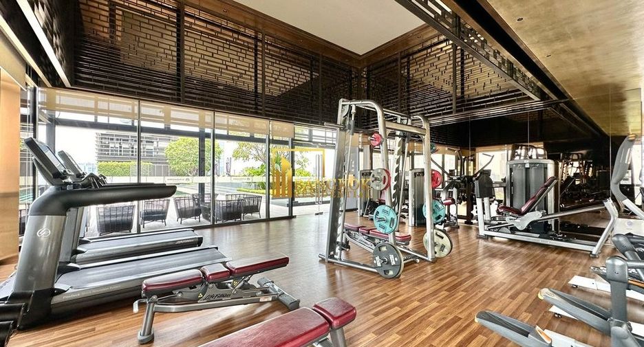 For rent and for sale 1 bed condo in Pathum Wan, Bangkok