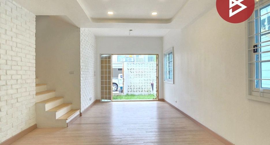 For sale 2 bedrooms townhouse in Pak Kret, Nonthaburi