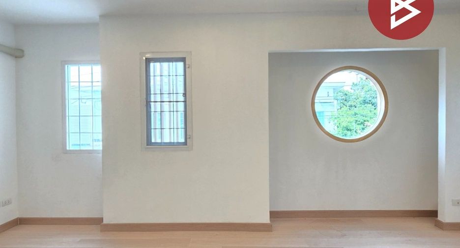 For sale 2 bedrooms townhouse in Pak Kret, Nonthaburi