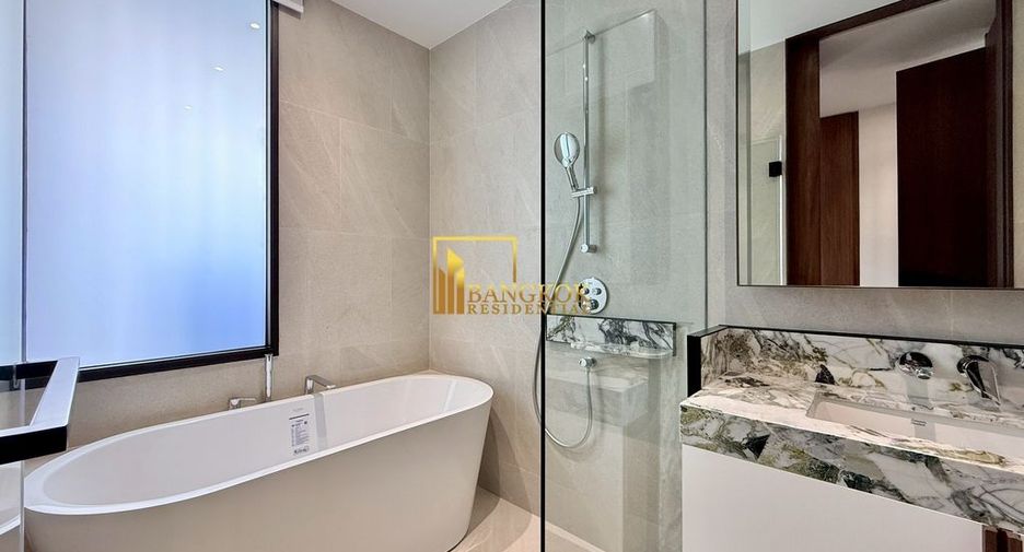 For rent 2 bedrooms condo in Sathon, Bangkok