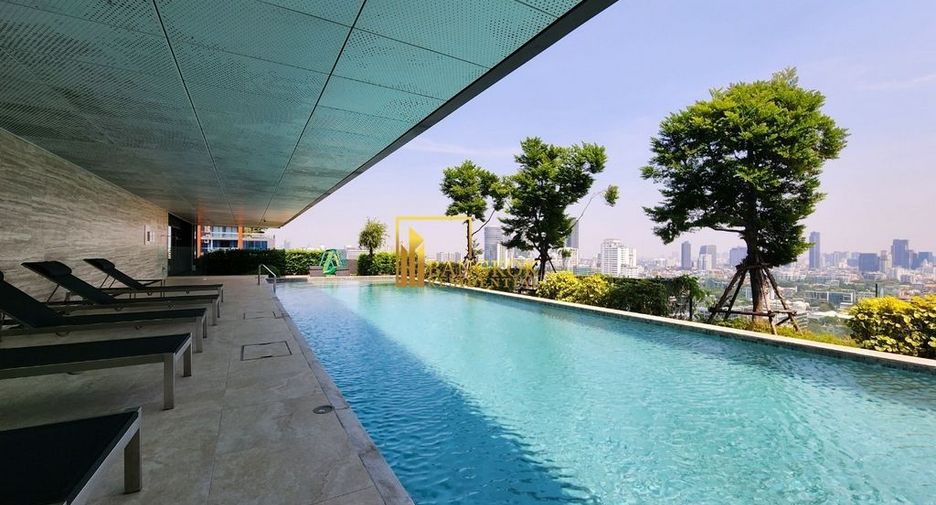 À louer 3 chambres condo à Watthana, Bangkok