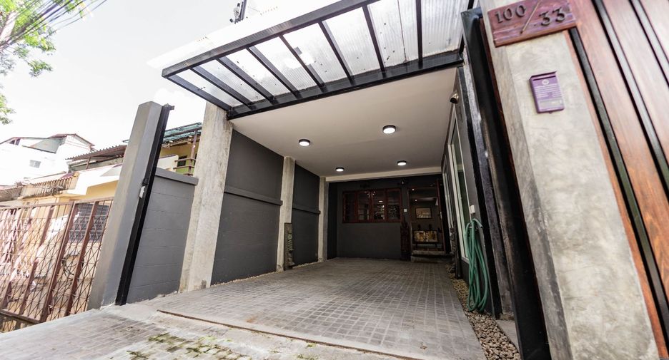 For rent 3 bedrooms house in Mueang Chiang Mai, Chiang Mai