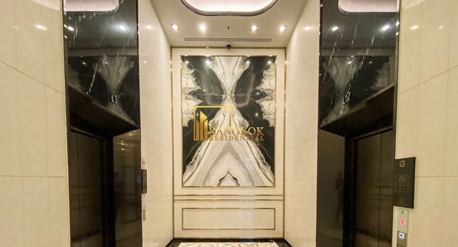 For rent 2 bedrooms condo in Pathum Wan, Bangkok