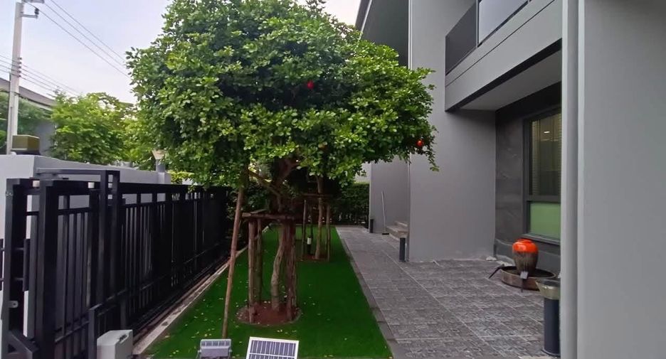 For rent 4 ベッドルーム house in Bang Kapi, Bangkok