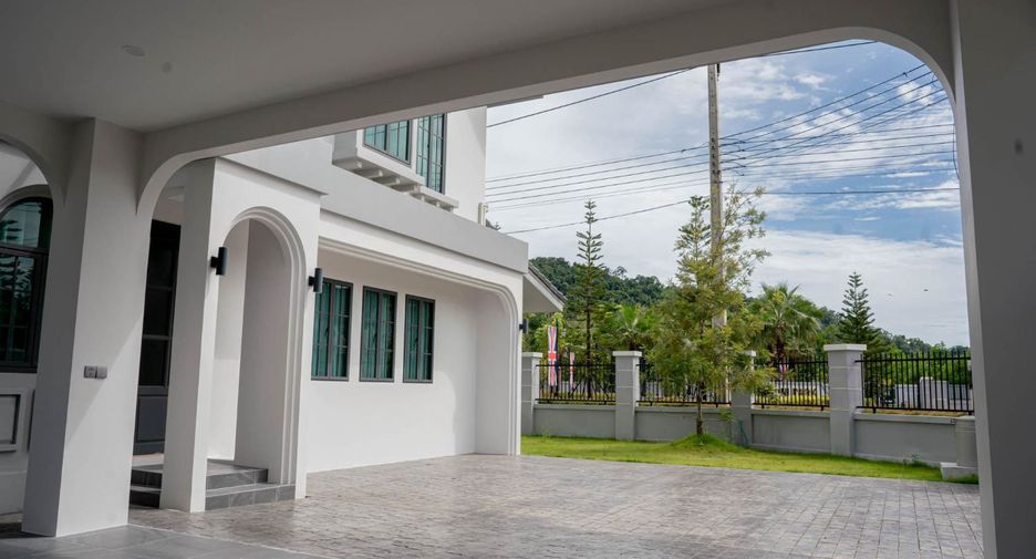 出售 4 卧室 独立屋 在 Mueang Ranong, Ranong